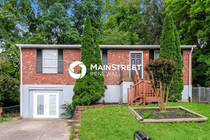 Foto principal - 3 Bedroom Pet-Friendly Home in ANTIOCH, TN...