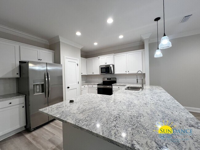Building Photo - Beautiful newly built 3 Bedroom Home in Sh...