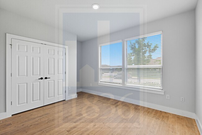 Building Photo - 16412 Enamorado Rd