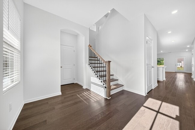 Foto del edificio - 124 Limbury Ct