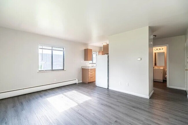 Foto del edificio - Miller Court Apartments - Security Deposit As Low As $0!