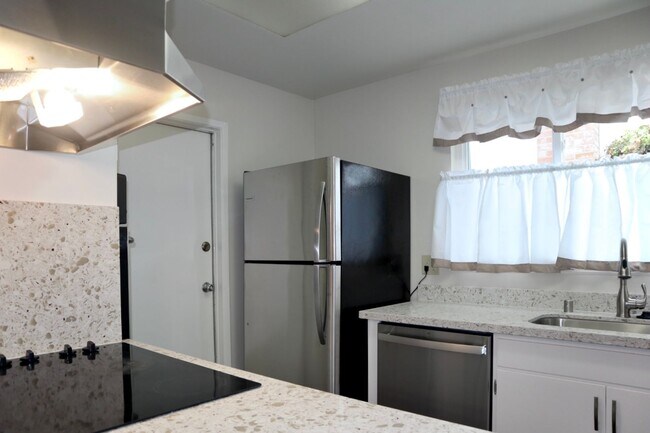 Foto del edificio - Lovely 3-bedroom home in Fremont!