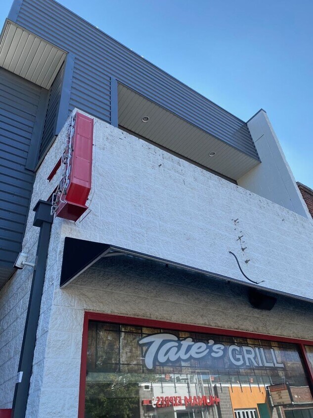 Primary Photo - Aggieville Two Bedroom Apartment-Spacious
