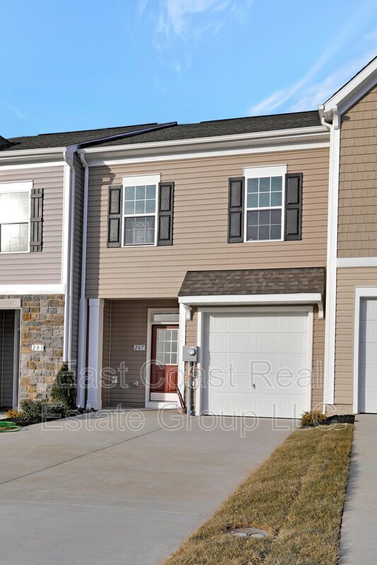 Building Photo - 207 Charterhouse St