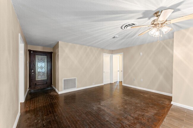 Foto del edificio - 3216 Avenue I Ave