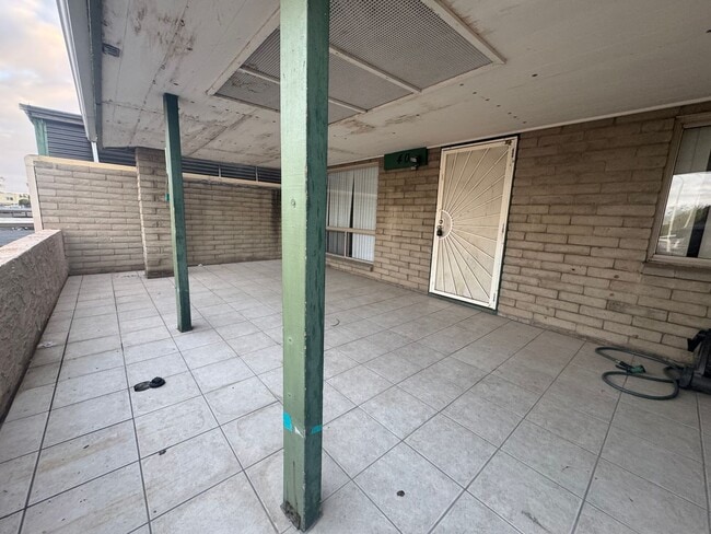 Foto del edificio - 2 BEDROOM TOWNHOME IN MESA