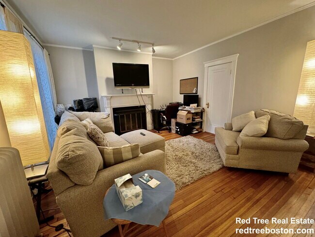 Photo - 1992 Commonwealth Ave Apartment