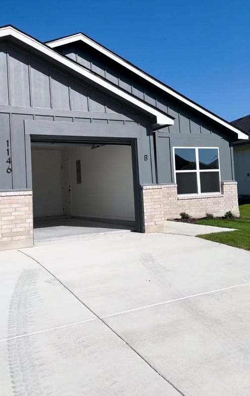 Foto del edificio - 1146 Lindsey Dr