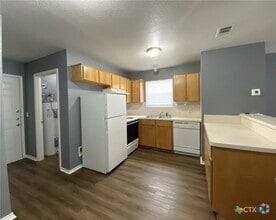 Building Photo - 4102 Nadine Dr