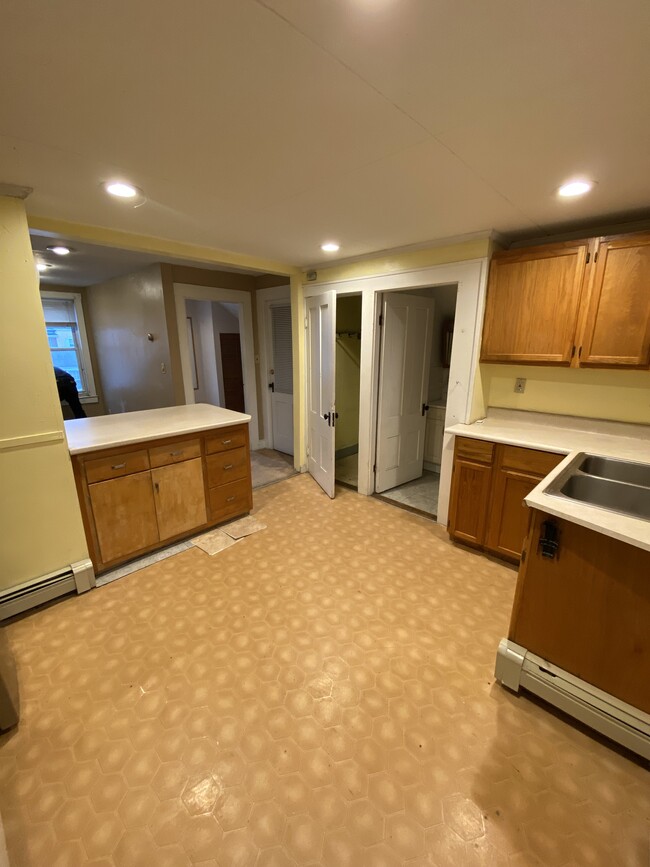 Kitchen entrance from the rear porch - 581 Union St