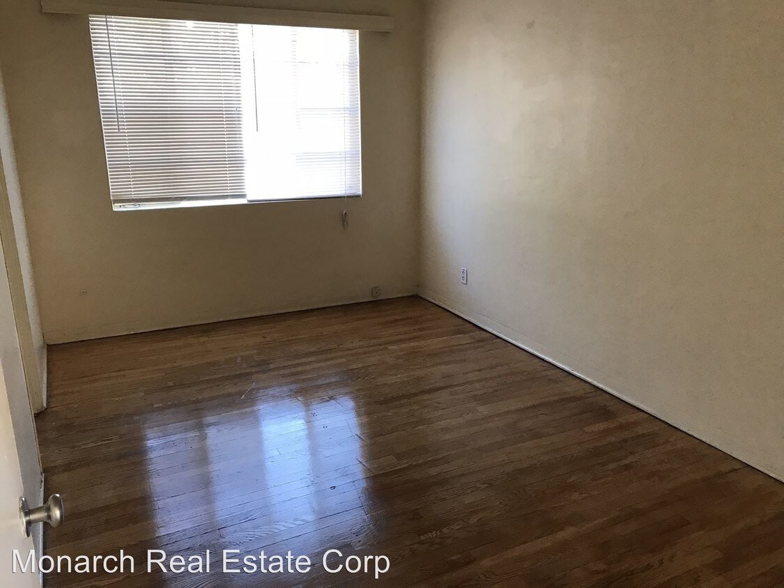 Building Photo - 1 br, 1 bath Apartment - 304 Hadley