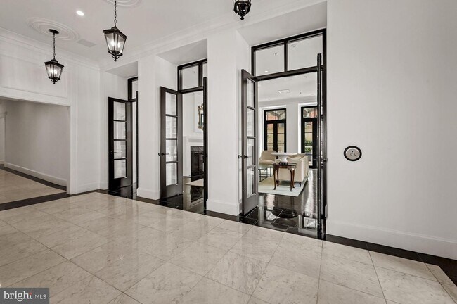 Foto del edificio - 1011 M St NW