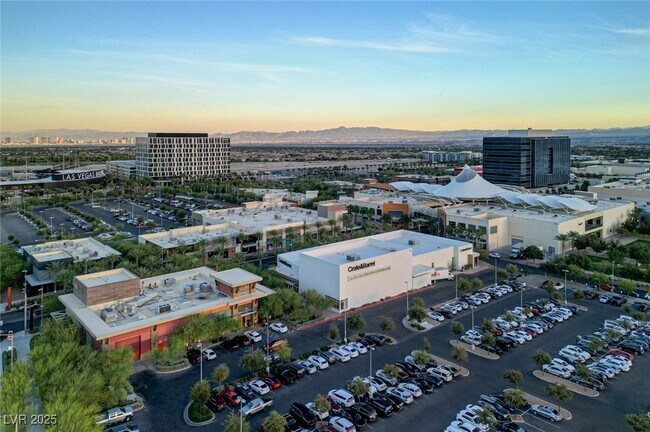 Foto del edificio - 9813 Edgeview Pl