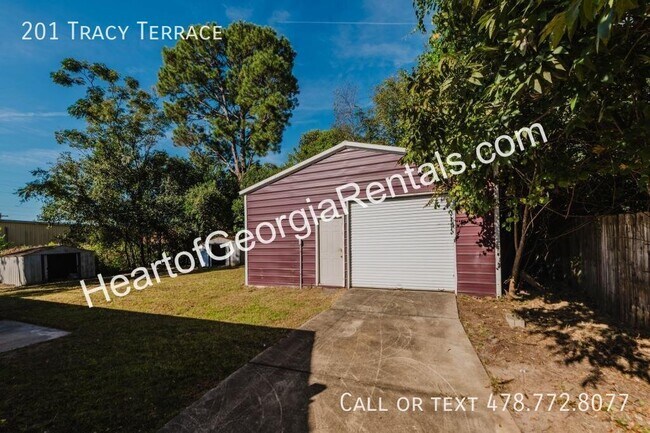 Building Photo - 201 Tracy Terrace