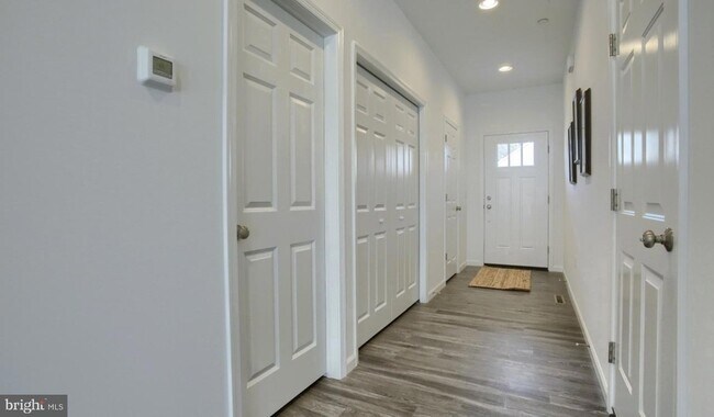 Foto del edificio - 1706 Shady Ln