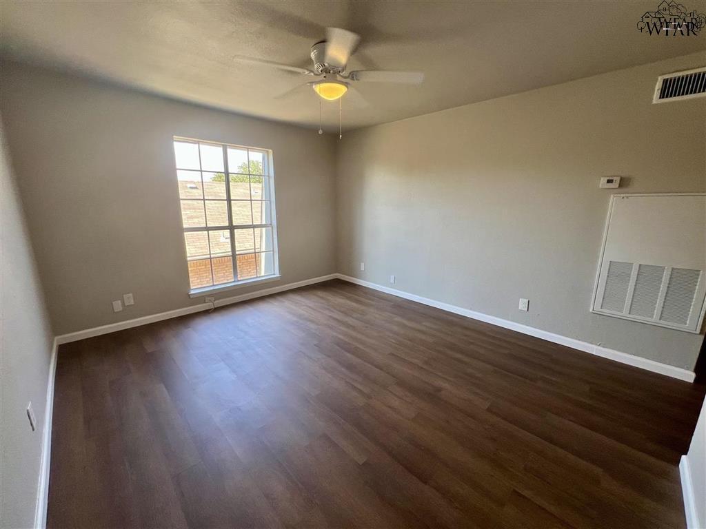 Foto principal - 1509 Trigg Ln