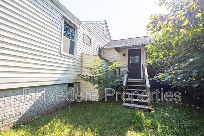 Building Photo - 1109 Cleburne St