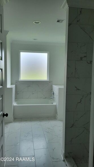 Foto del edificio - 100 Misty Wind Drive