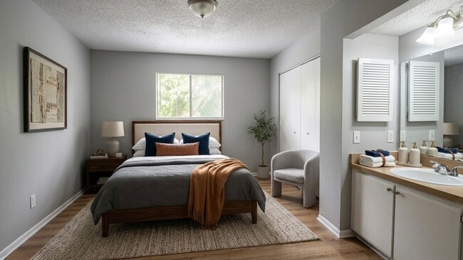 Foto del edificio - 2 Bed, 1 Bath Affordable Westside Apartment || Move in Ready!