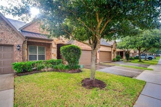 Building Photo - 24111 Valencia Ridge Ln