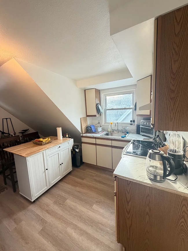 Foto del edificio - 156 Morrison Ave