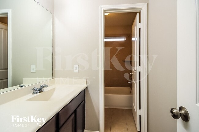 Building Photo - 30807 Gardenia Trace Dr