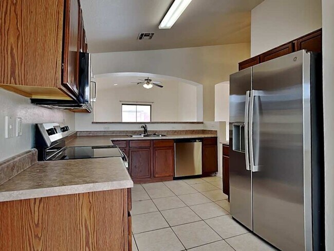 Foto del edificio - 5903 S 32nd Ln