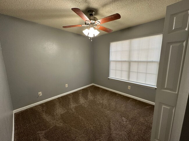 Foto del edificio - 3 BR in NE Tallahassee off Olson Rd.