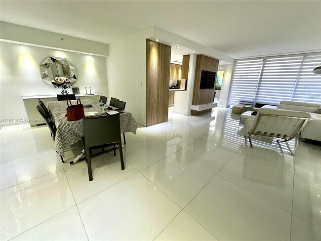 Foto del edificio - 19667 Turnberry Way