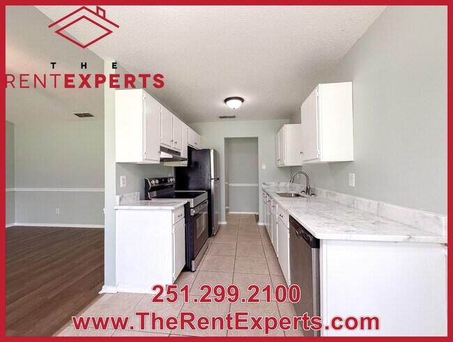 Foto del edificio - 9760 Royal Woods Dr N