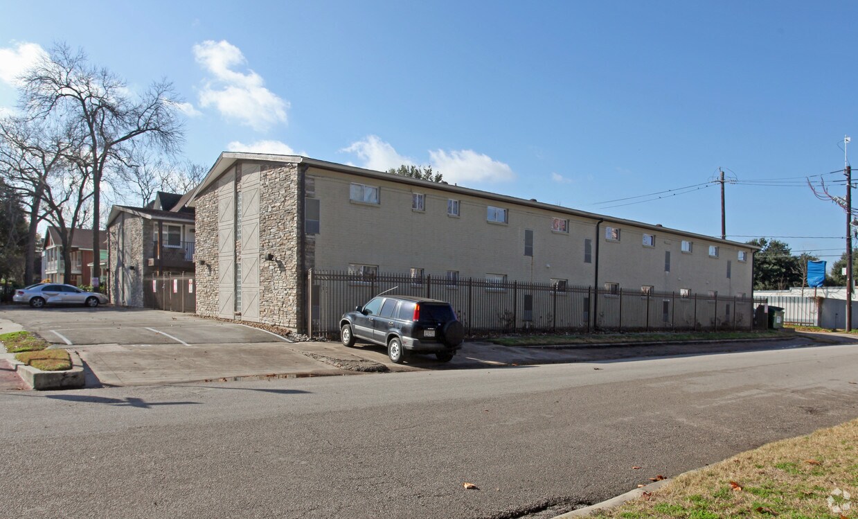 Primary Photo - Heights Terrace/ponderosa