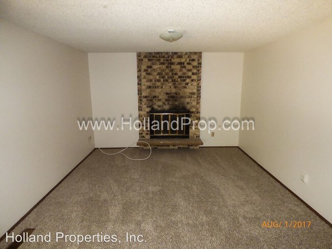 Building Photo - 17095 NW Somerset Dr