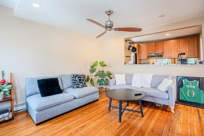 Foto del edificio - 11 Acadia St