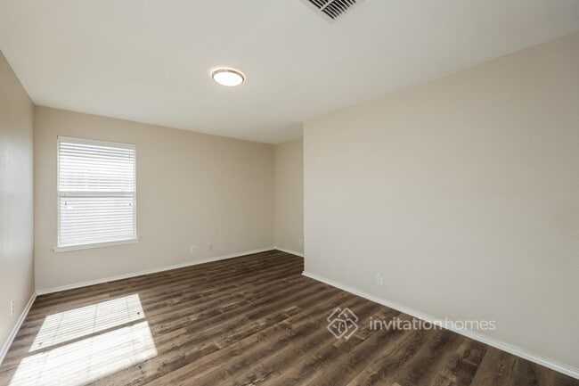 Foto del edificio - 202 Wing Falls