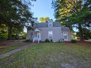 Building Photo - 4102 Race St