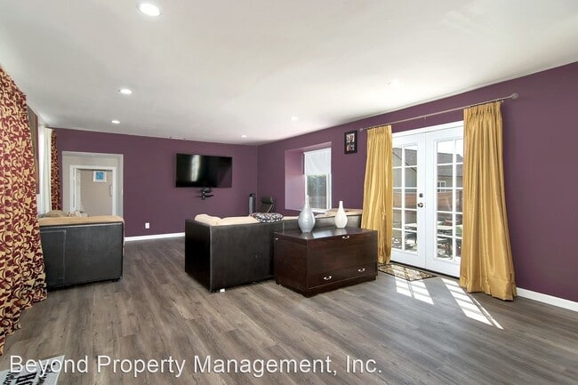 Building Photo - 3 br, 2 bath House - 2680 Buena Vista Ave