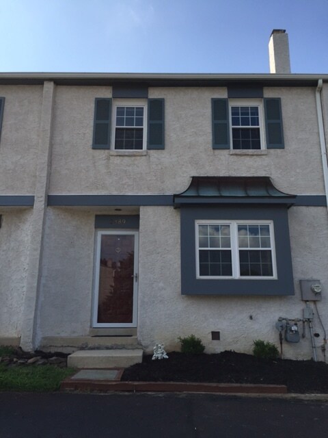 Primary Photo - 2489 Fieldcrest Ave