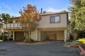 Building Photo - 377 Silvio Ln