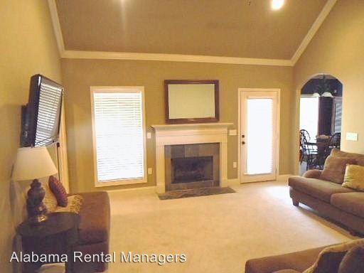 Building Photo - 113 Weeping Cir