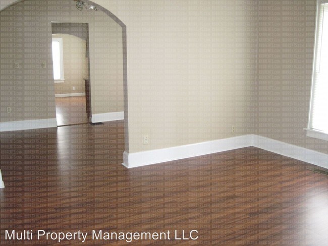 Building Photo - 2 br, 1 bath House - 747 Woodlawn Avenue,