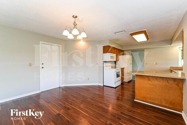Foto del edificio - 901 SE 17th Terrace