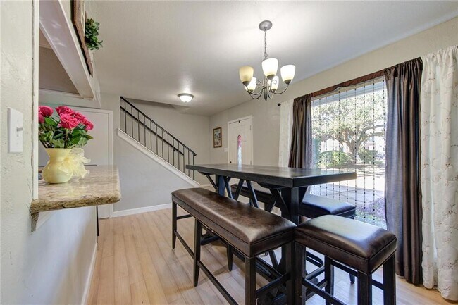 Foto del edificio - 18218 Heritage Ln