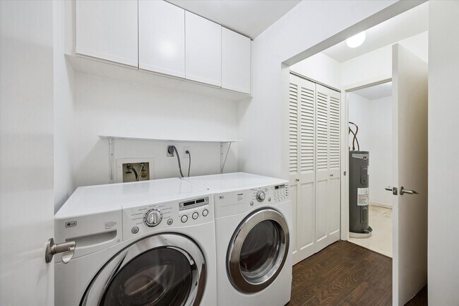 Foto del edificio - 49 Briar Hollow Ln