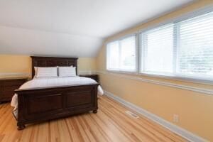 Foto del edificio - 1300 Dodge St