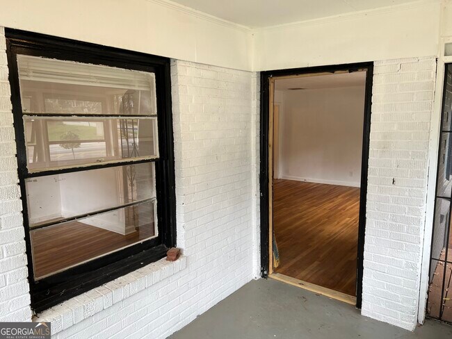 Foto del edificio - 1215 Westview Dr SW