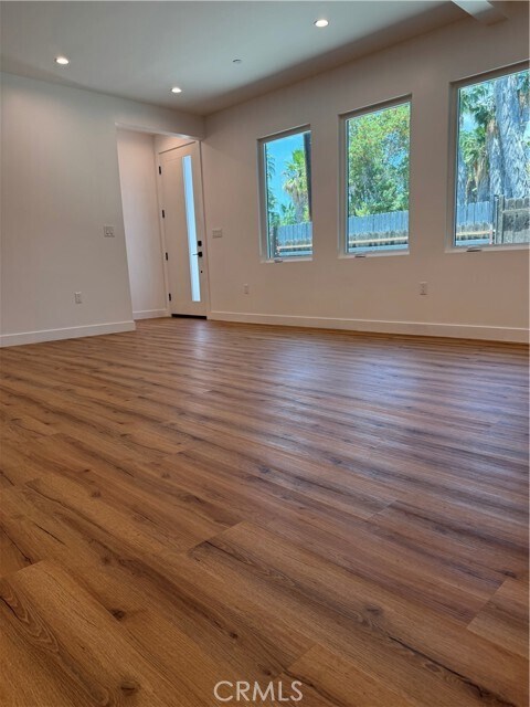 Foto del edificio - 17457 Bullock St