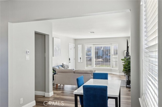 Foto del edificio - 821 Lombard Dr
