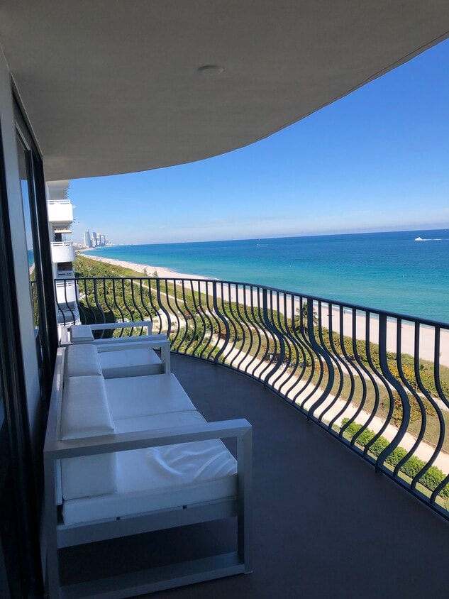 Photo - 8877 Collins Ave (Surfside, FL)