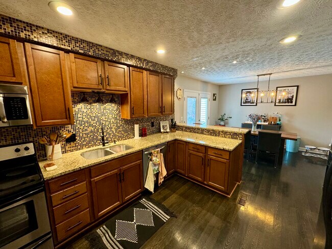 Foto del edificio - 934 Highland St