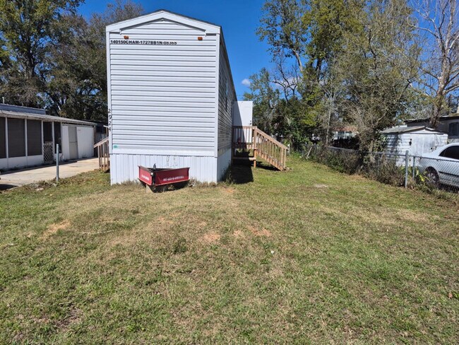 Foto del edificio - 2920 Dover Ln